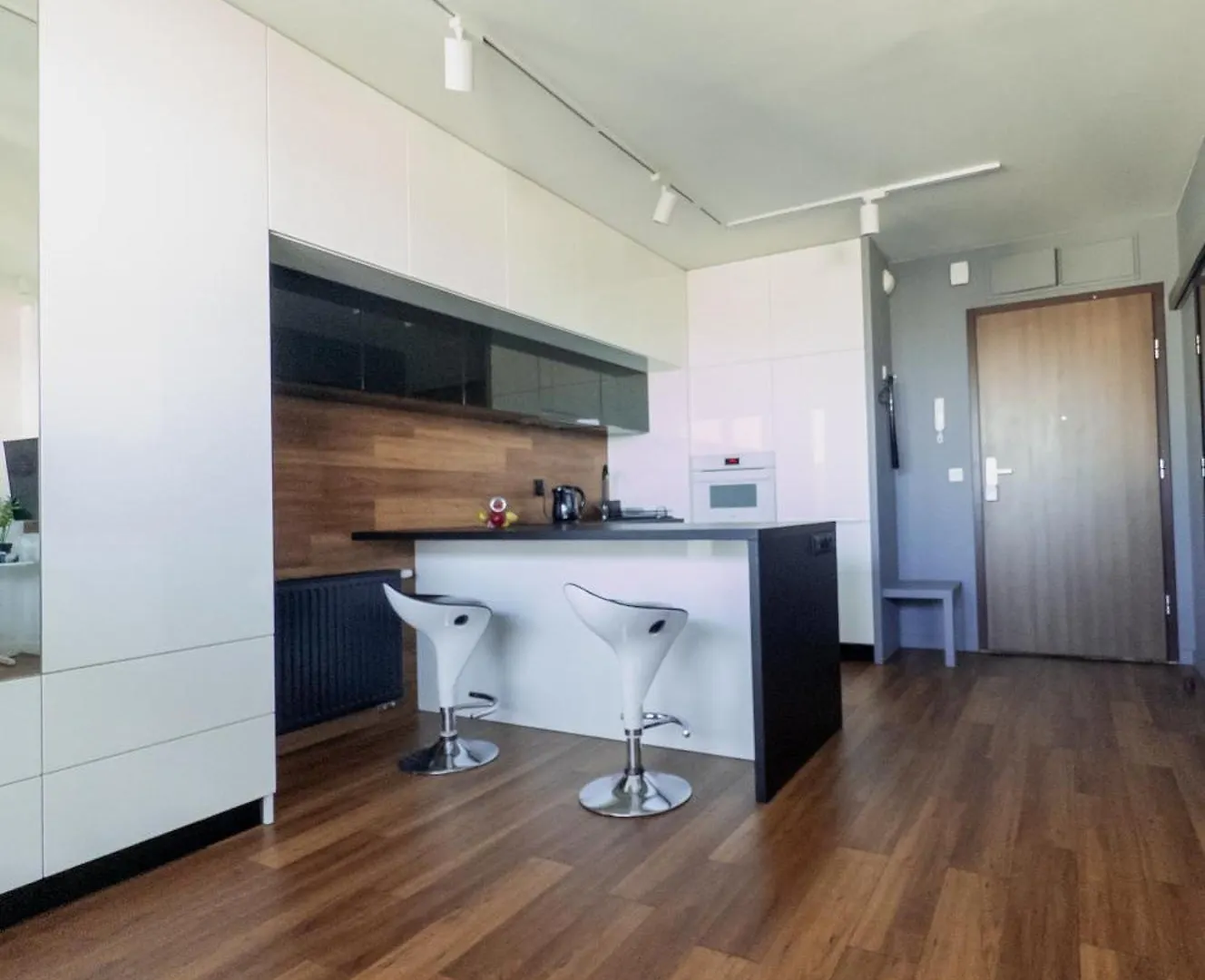 Romanowicza Street - Zablocie - Parking Free Krakow Apartment
